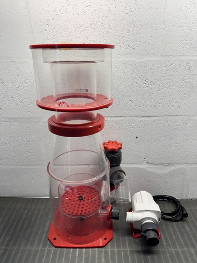Regal 200 INT Protein Skimmer (PRE-OWNED)