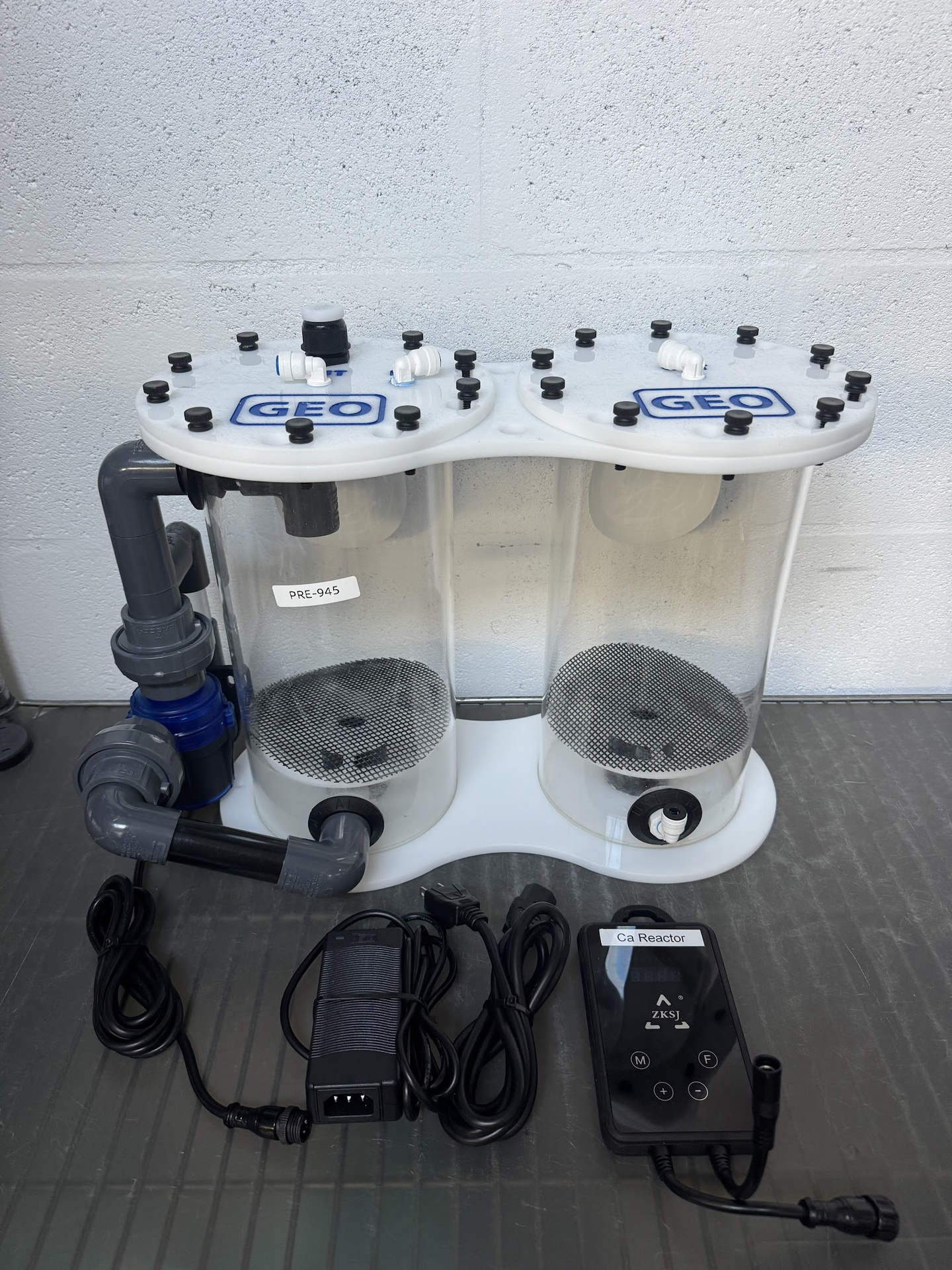 Classic CR612X2 GEN 3 Dual Chamber Calcium Reactor (PRE-OWNED)
